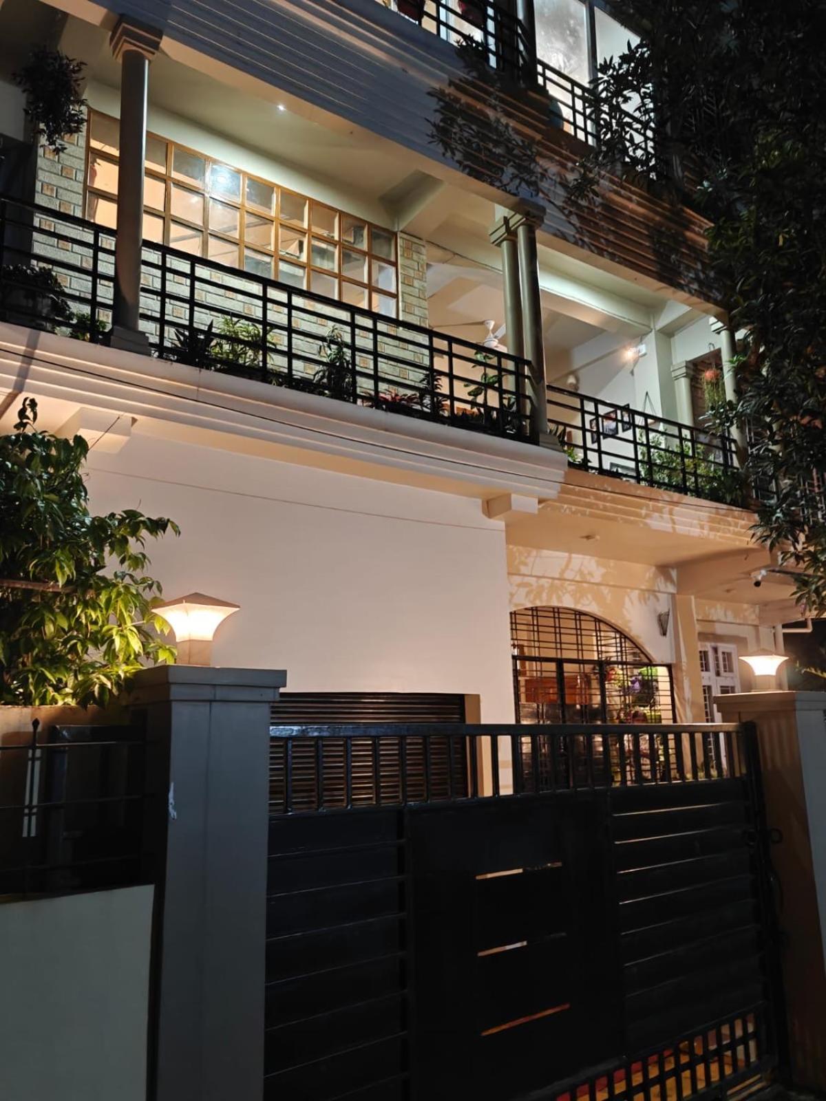 Shangrila Homestay Джорхат Экстерьер фото